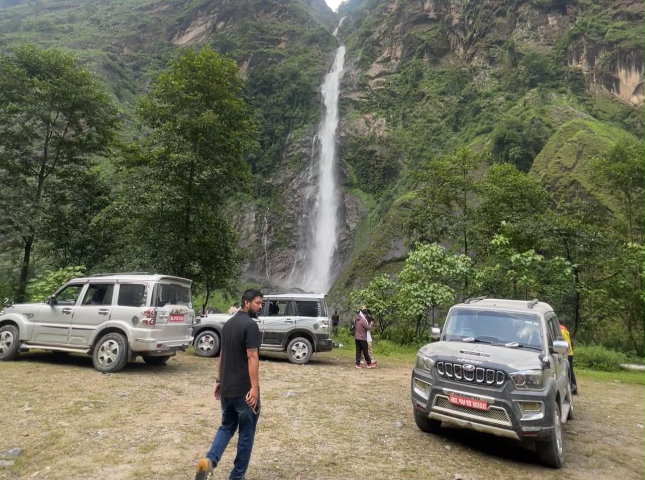 Scorpio Jeep travelling through the Upper Tamakoshi route to Lapchi