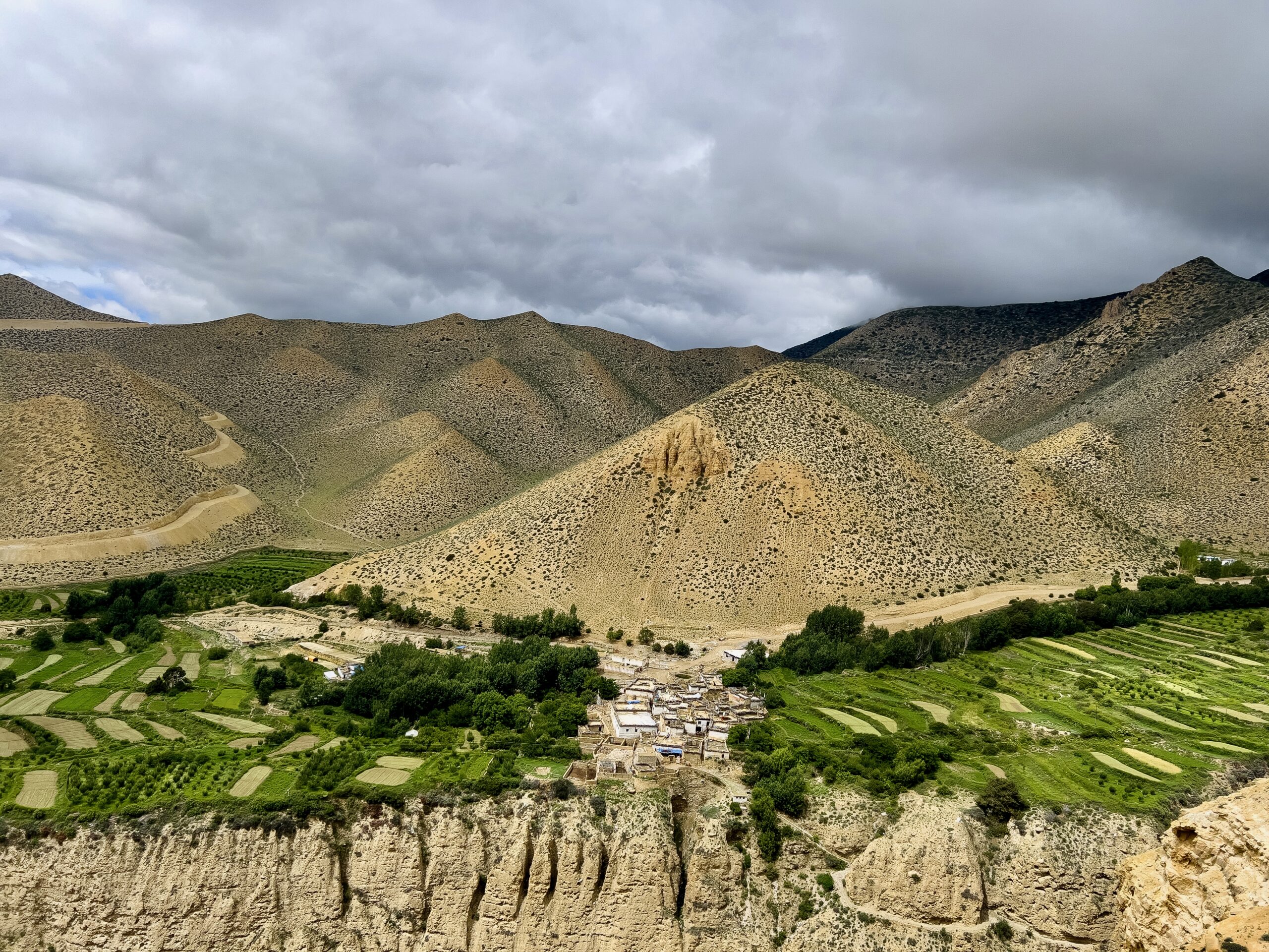 Upper Mustang landscape and Lo Manthang